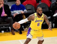 PG在线网站-湖人球员詹姆斯伤愈复出，期待再现神勇表现