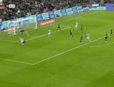 PG游戏官网登录入口-西班牙碾压曼城，穆勒完成帽子戏法